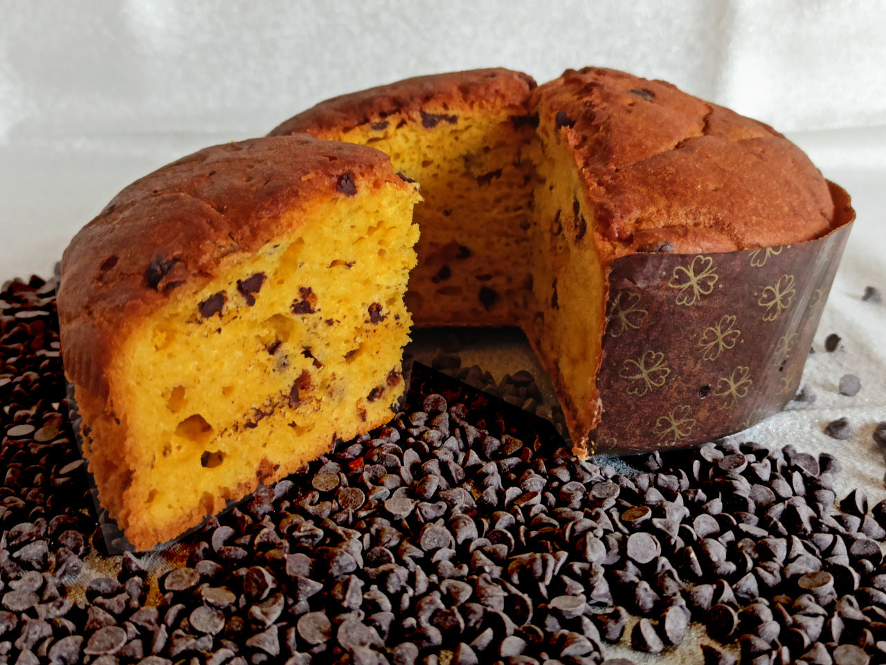 PANETTONE CON GOCCE DI CIOCCOLATO Senza Glutine, Senza Lattosio, Senza Latte e derivati