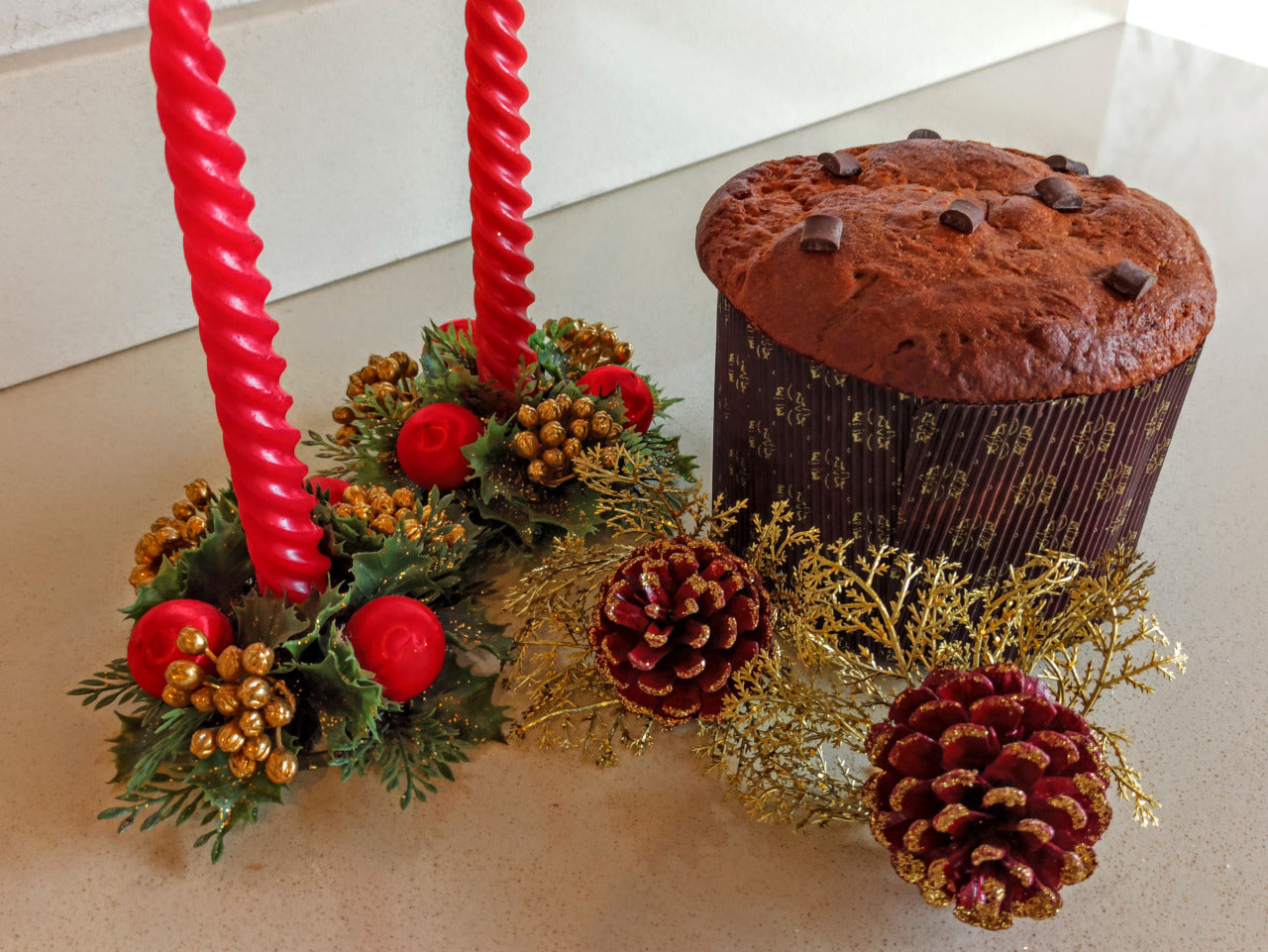 PANETTONE CON PEZZI DI CIOCCOLATO Senza Glutine, Senza Lattosio, Senza Latte e derivati